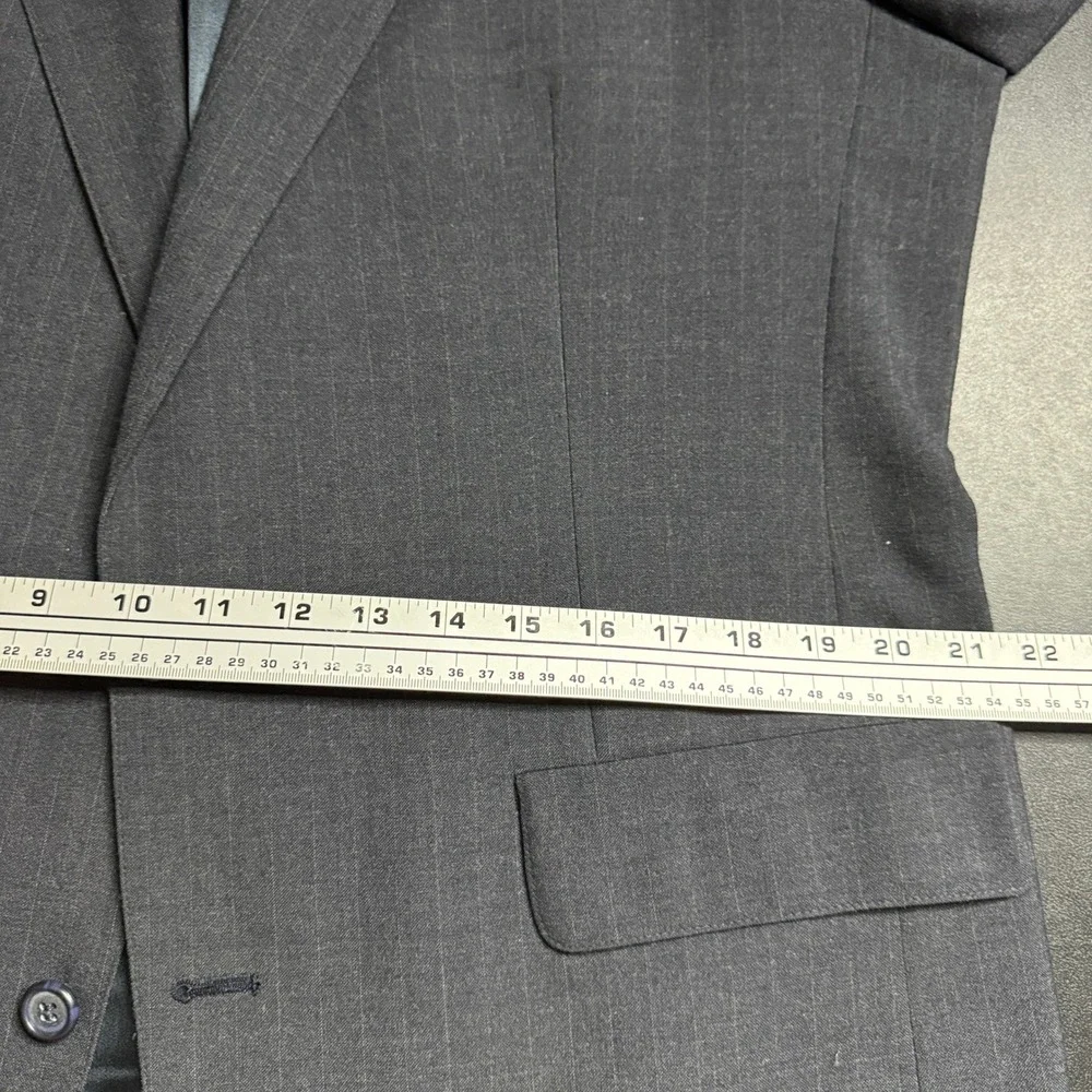 Vintage USA Christian Brooks Men's 44L 36W Wool Pinstripe‎ Two-Piece Suit